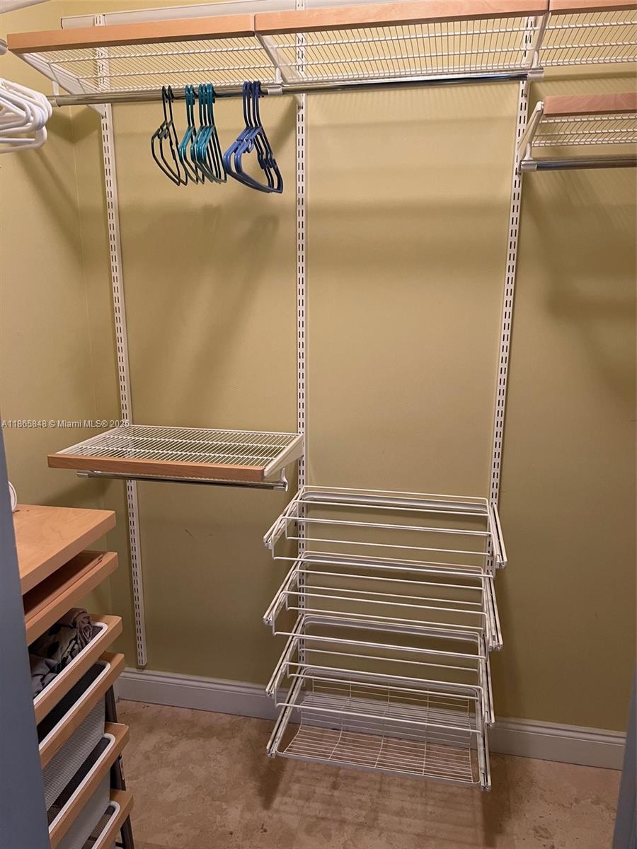 THE MINORCA CONDO - Residential