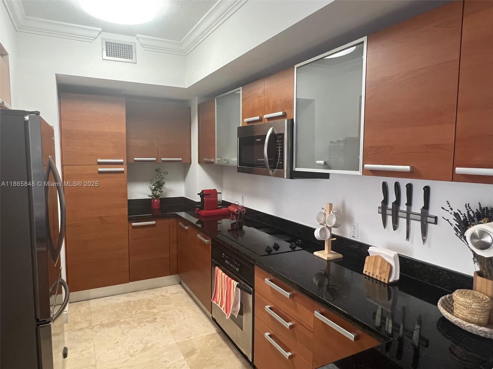 THE MINORCA CONDO - Residential