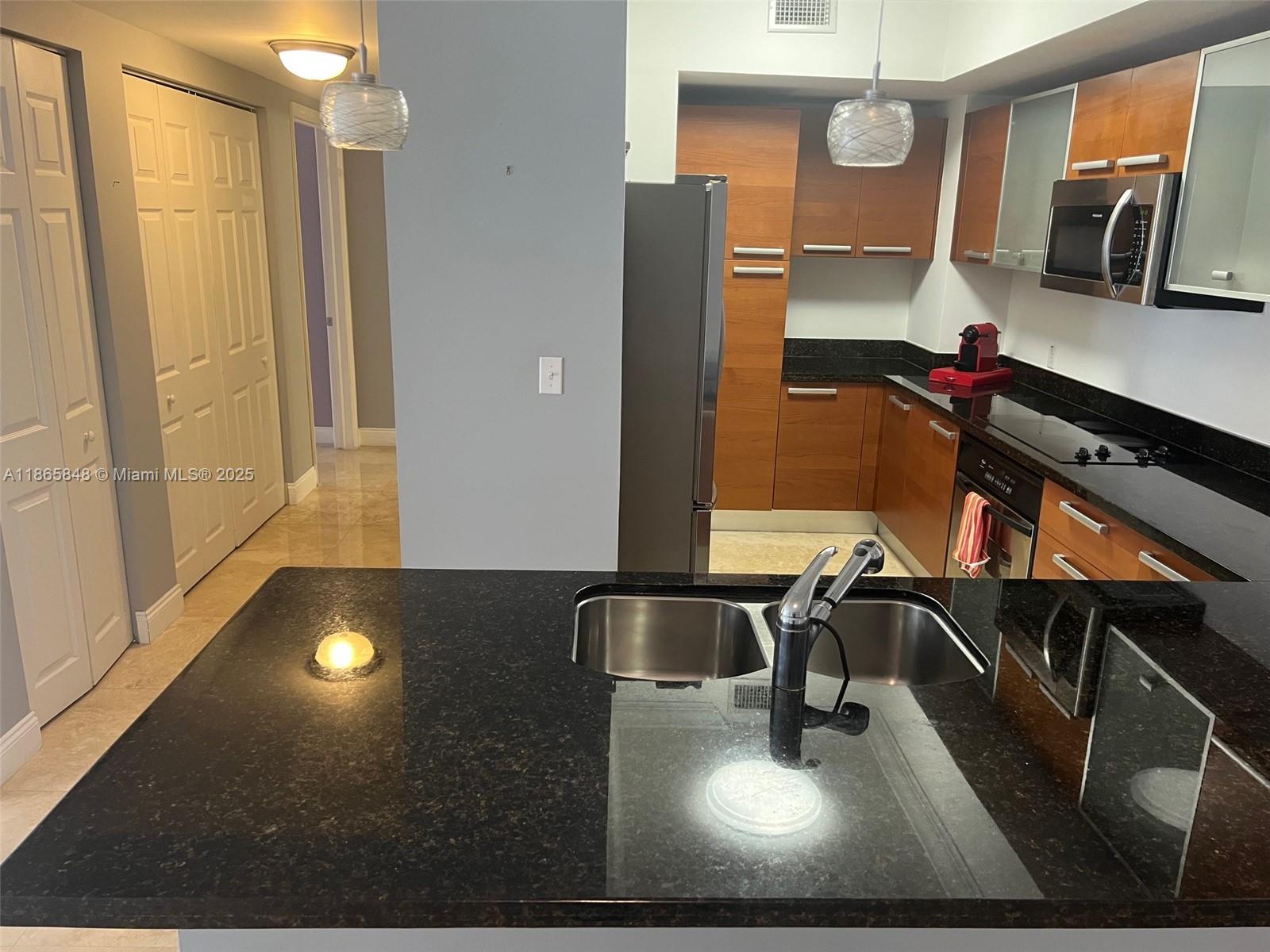 THE MINORCA CONDO - Residential