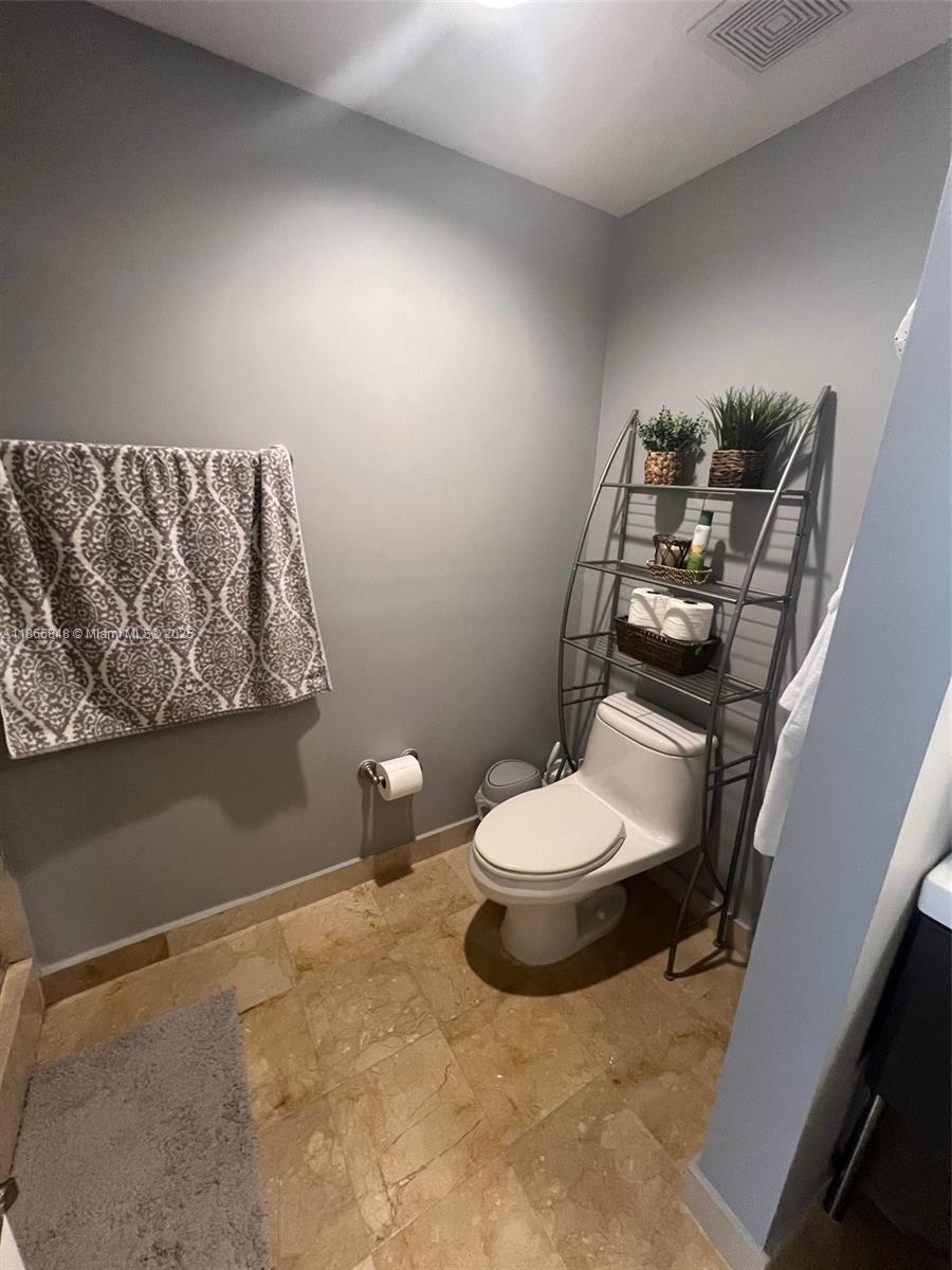 THE MINORCA CONDO - Residential