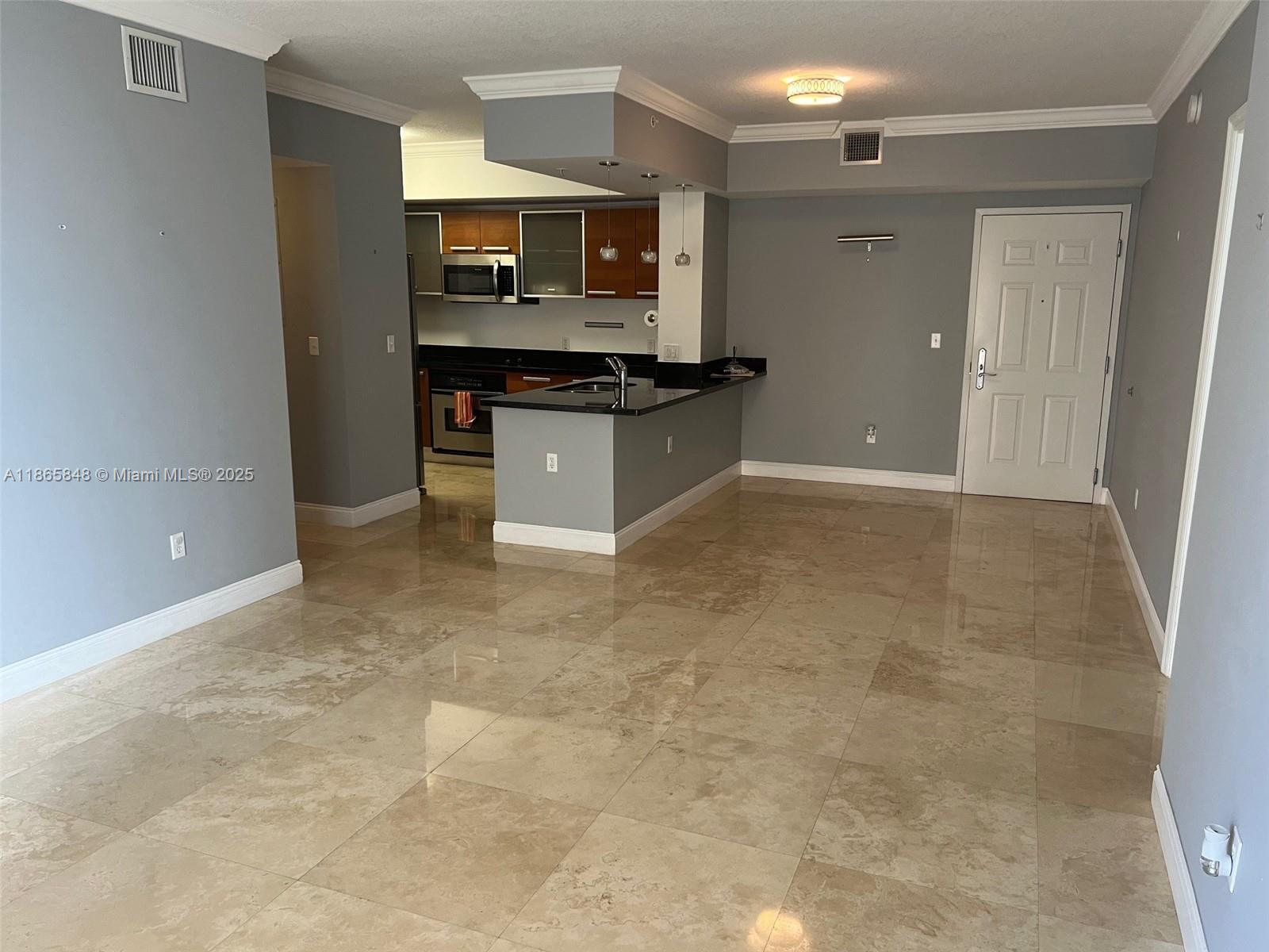 THE MINORCA CONDO - Residential