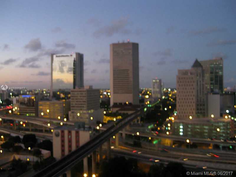 IVY CONDO - Residential Lease