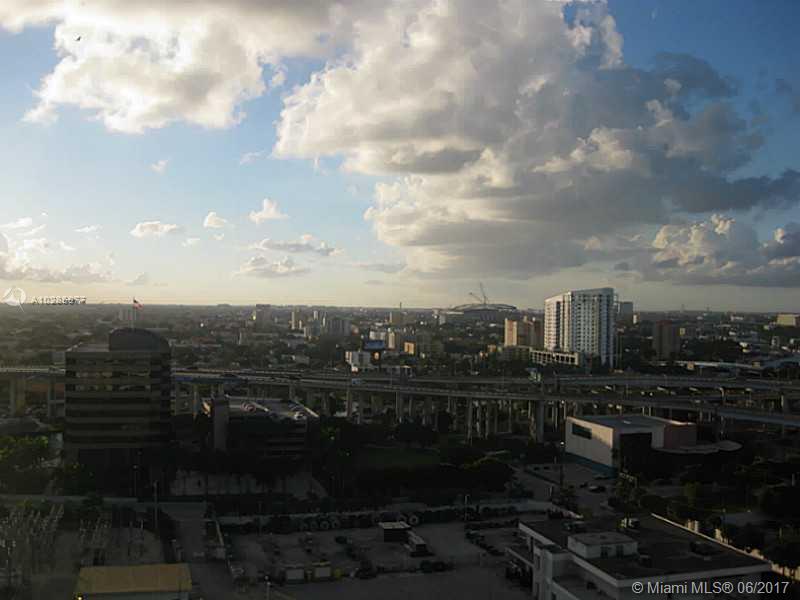 IVY CONDO - Residential Lease