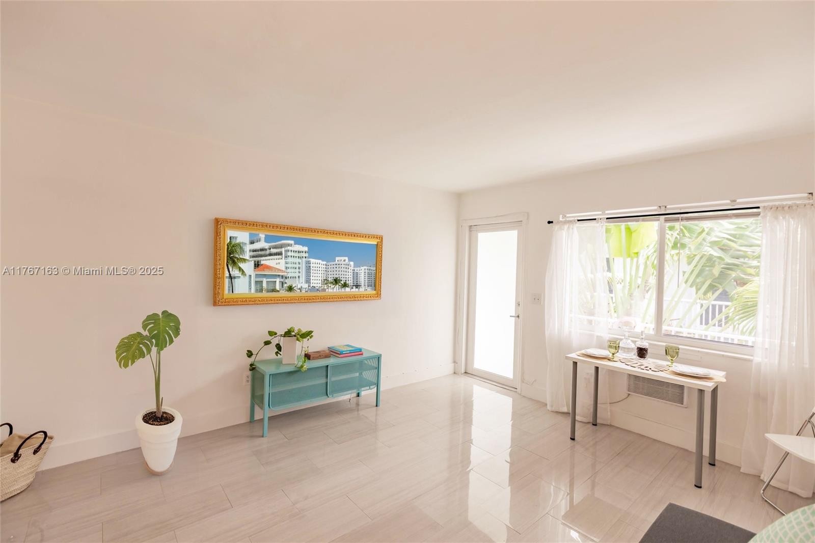 Rental Property at 224 Meridian Ave 9, Miami Beach, Miami-Dade County, Florida - Bathrooms: 1  - $2,000 MO.