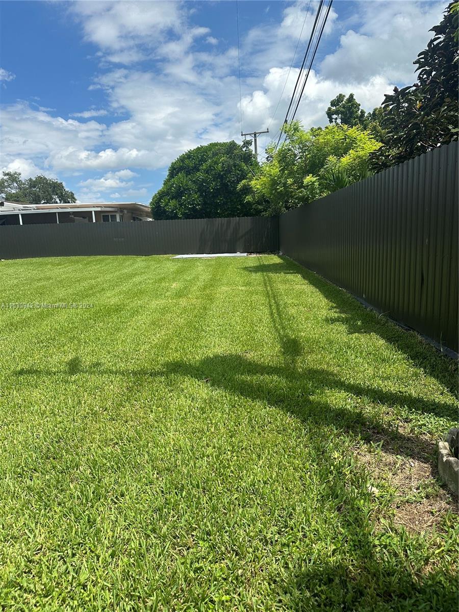 WESTWOOD ESTATES 1ST ADDN - Residential Lease