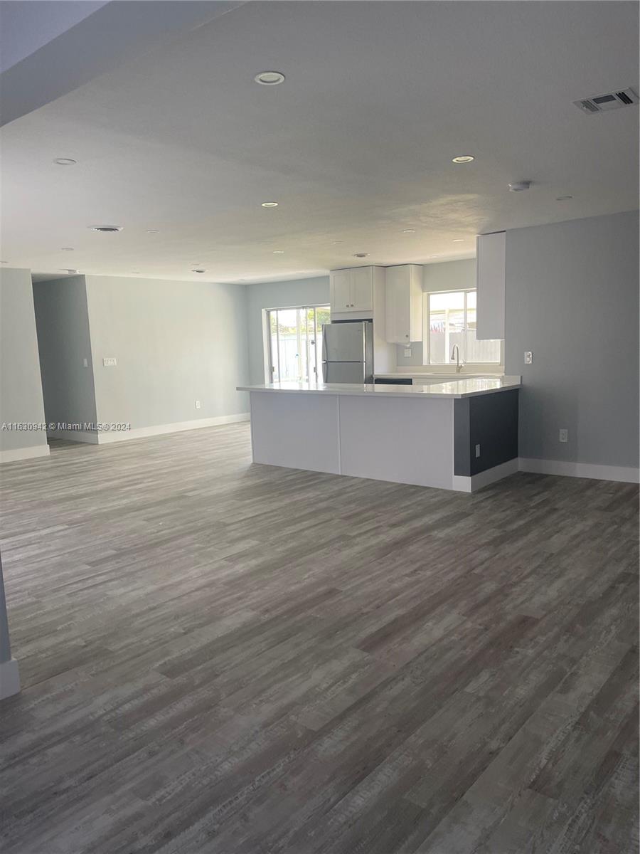 WESTWOOD ESTATES 1ST ADDN - Residential Lease