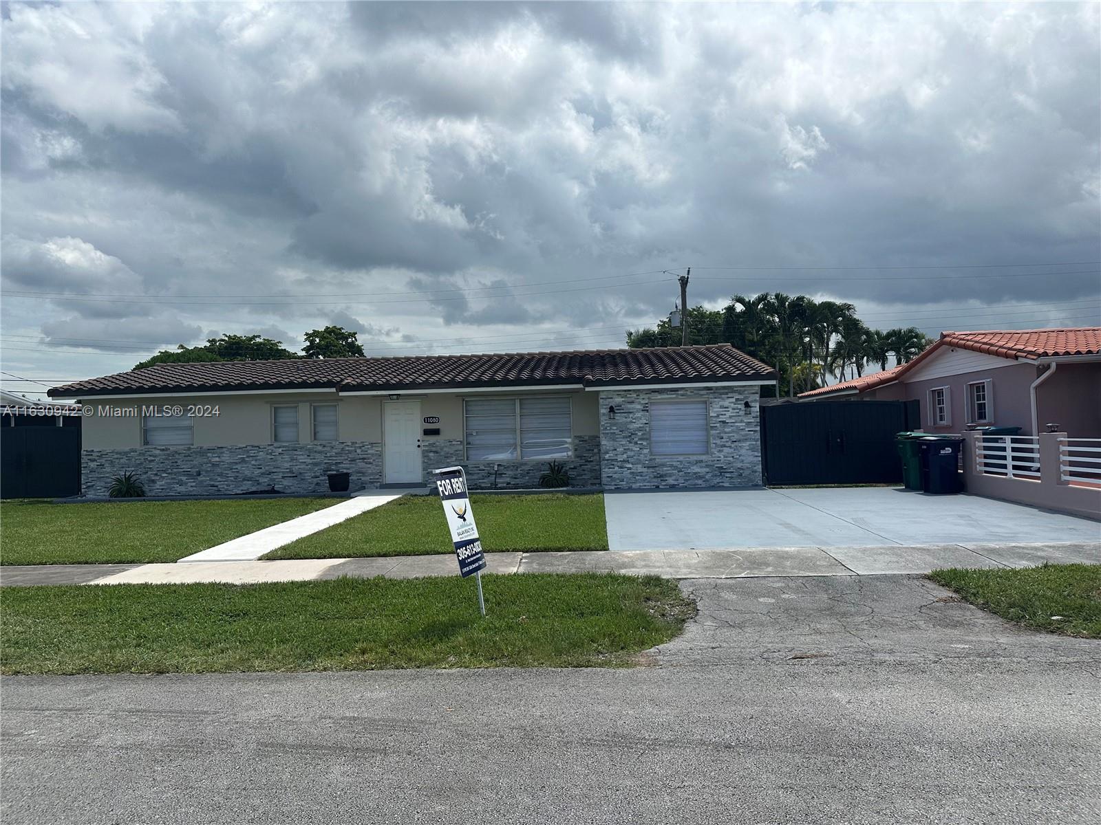 WESTWOOD ESTATES 1ST ADDN - Residential Lease