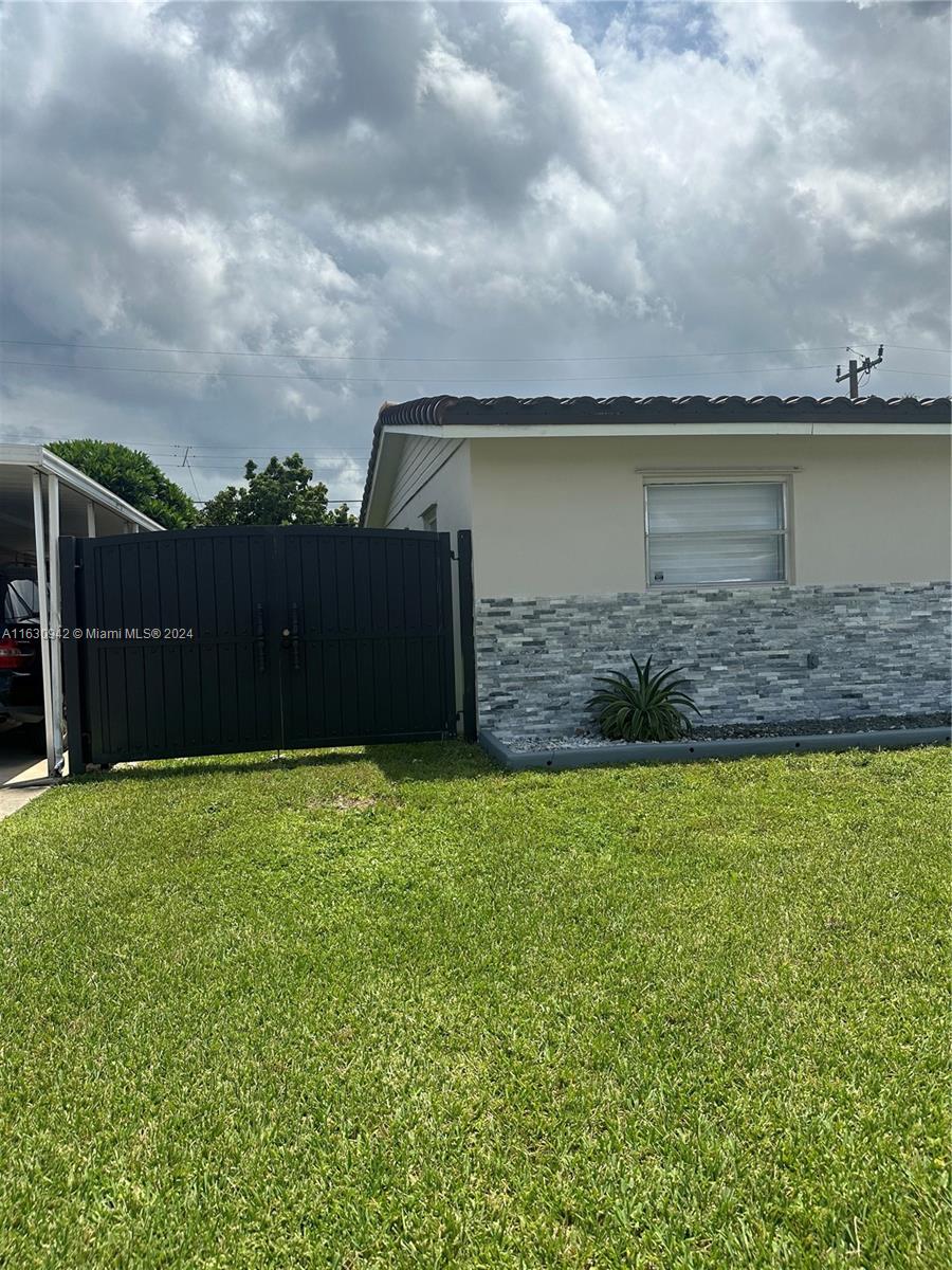 WESTWOOD ESTATES 1ST ADDN - Residential Lease