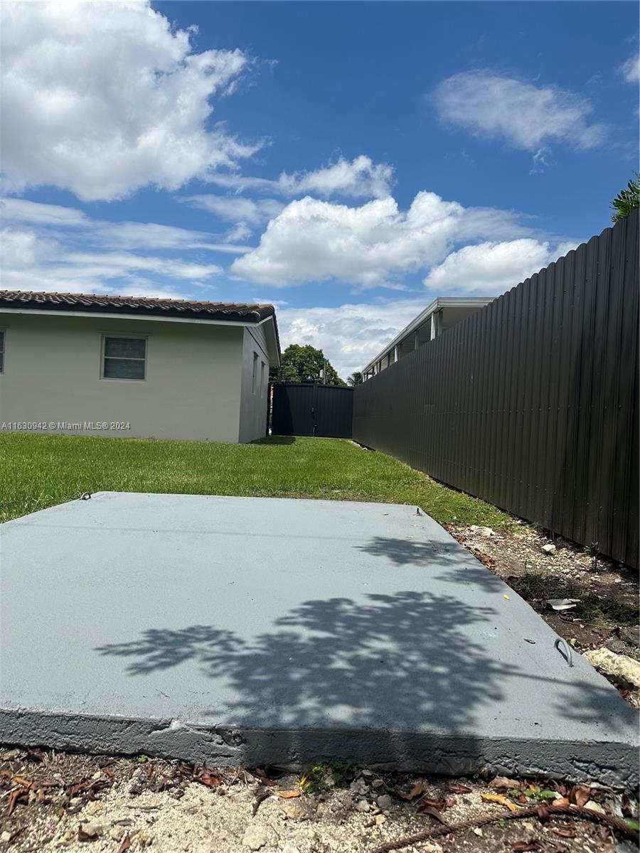 WESTWOOD ESTATES 1ST ADDN - Residential Lease