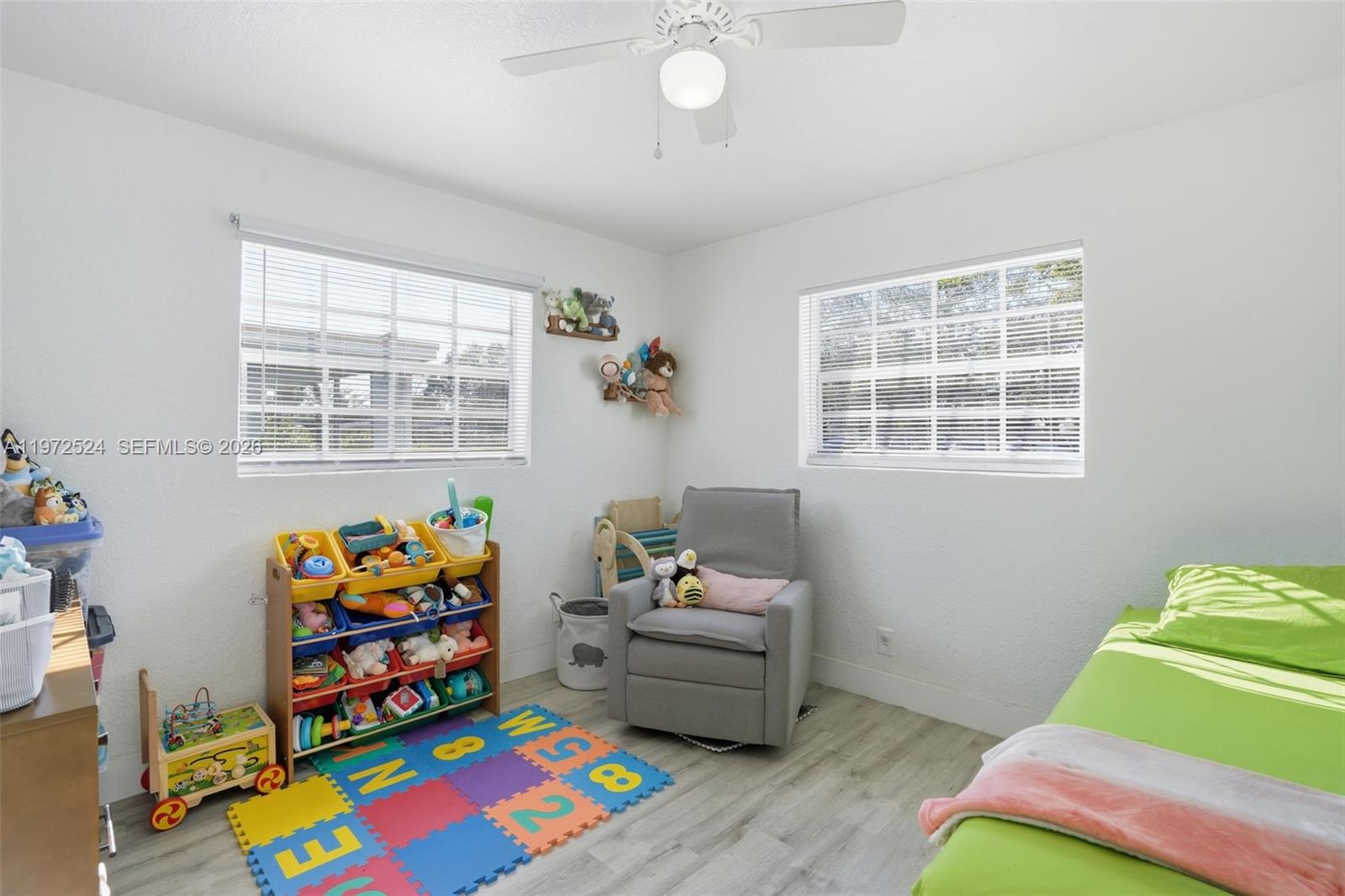 LARKDALE - Residential