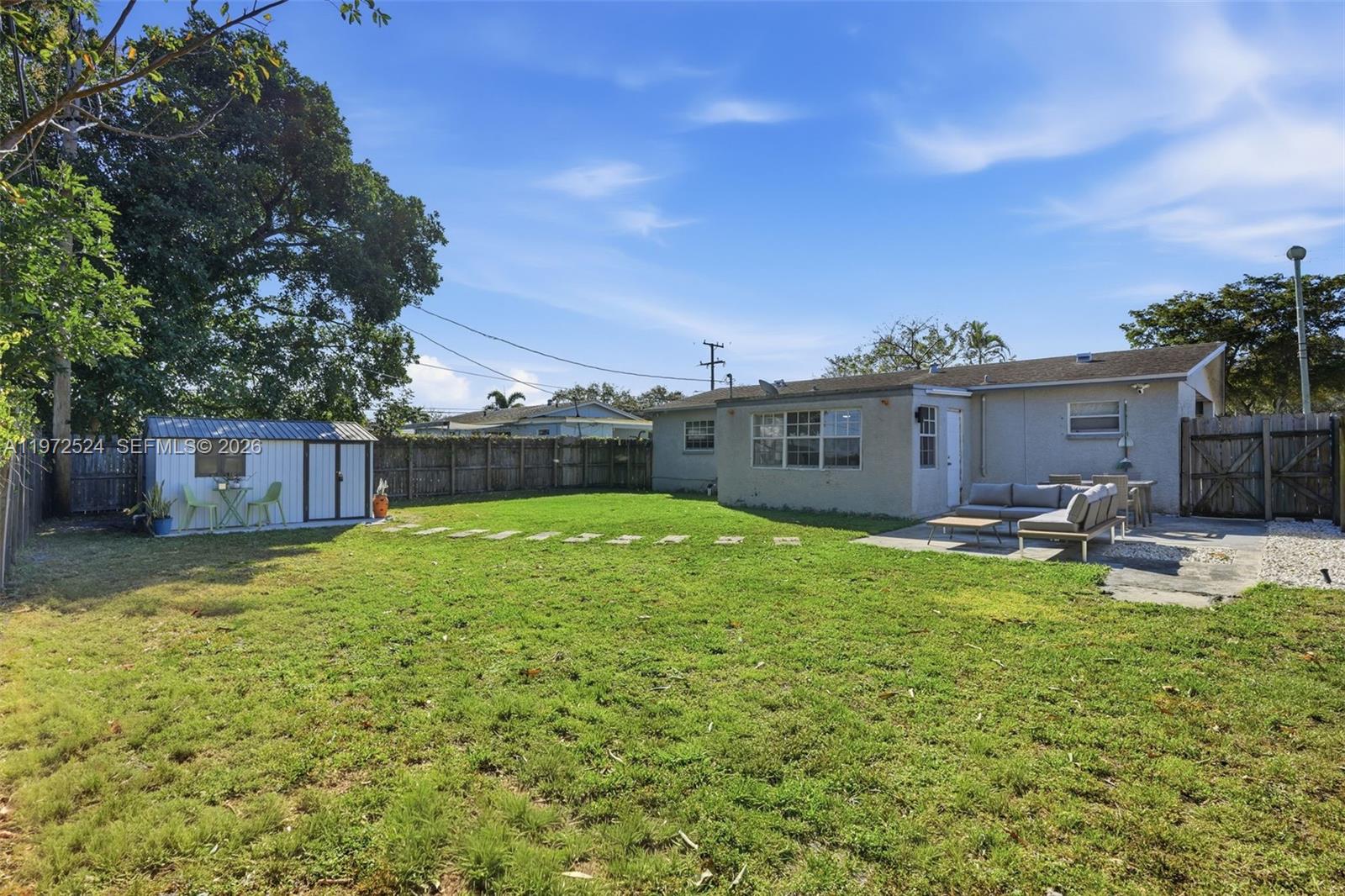 LARKDALE - Residential