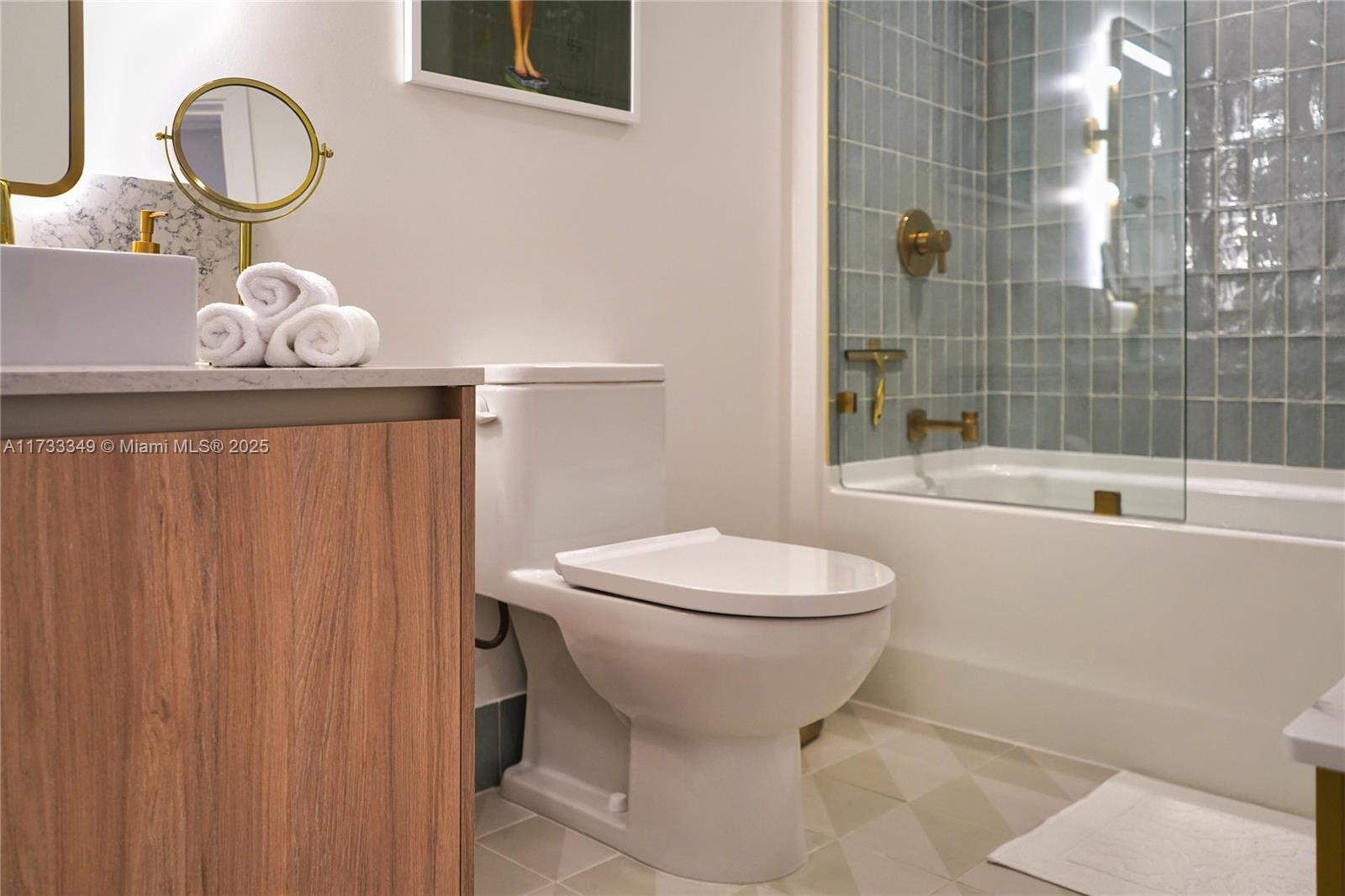 159 Ne 6th Street Condo - Residential