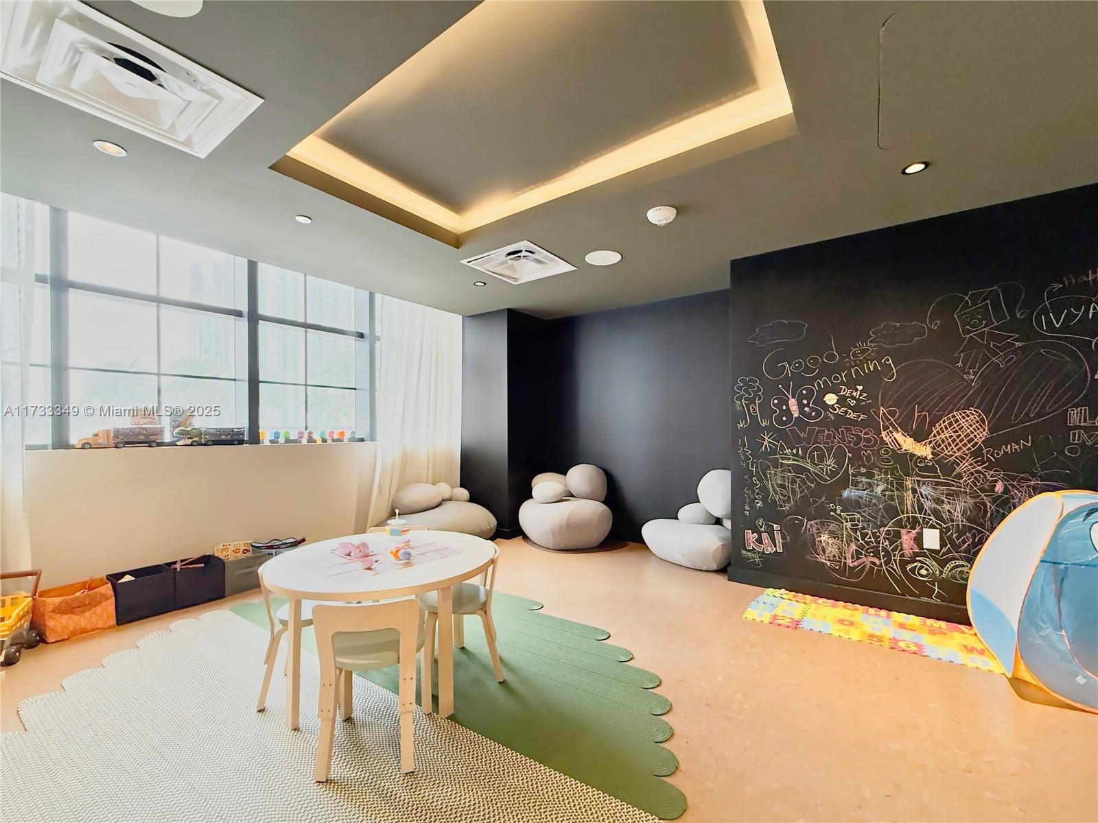 159 Ne 6th Street Condo - Residential