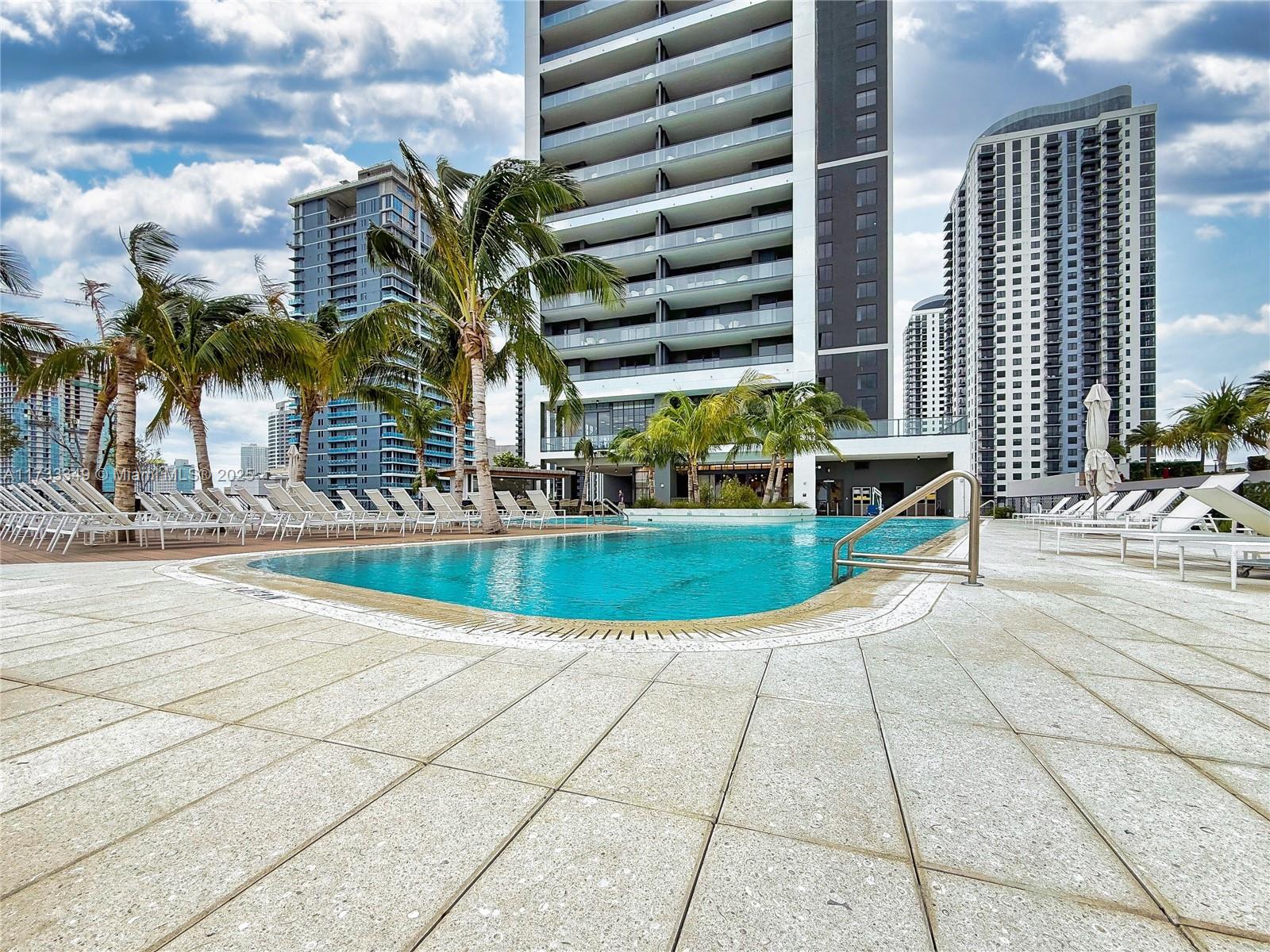 159 Ne 6th Street Condo - Residential