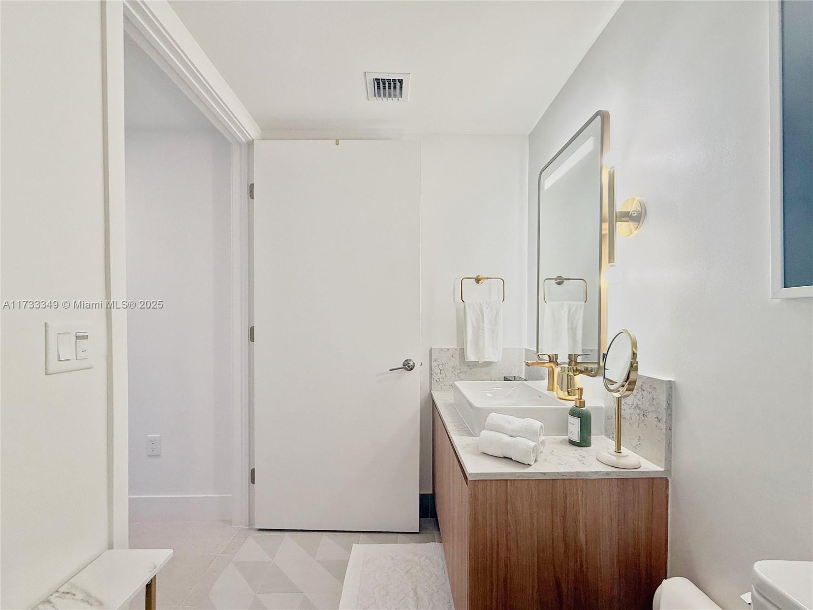 159 Ne 6th Street Condo - Residential