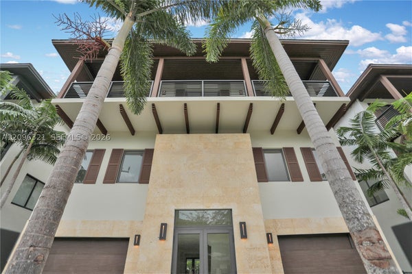 3550 W GLENCOE ST, MIAMI, FL 33133 - Image 6bf31b4c11bc3dbb34e21b15b94da2e7/1239300933