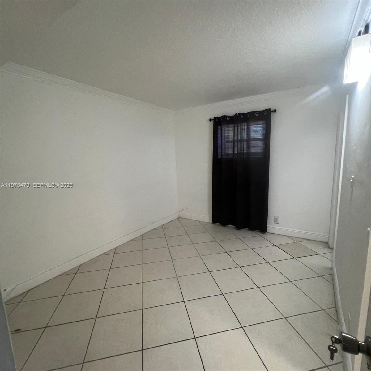 TOWN OF HALLANDALE B-13 - Residential