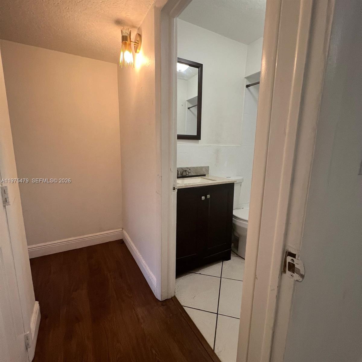 TOWN OF HALLANDALE B-13 - Residential