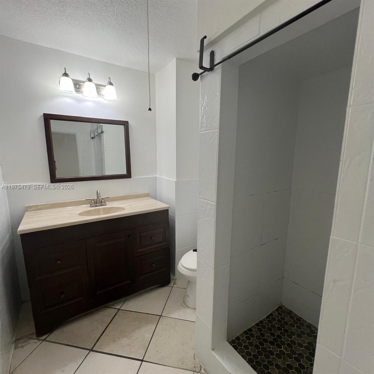 TOWN OF HALLANDALE B-13 - Residential