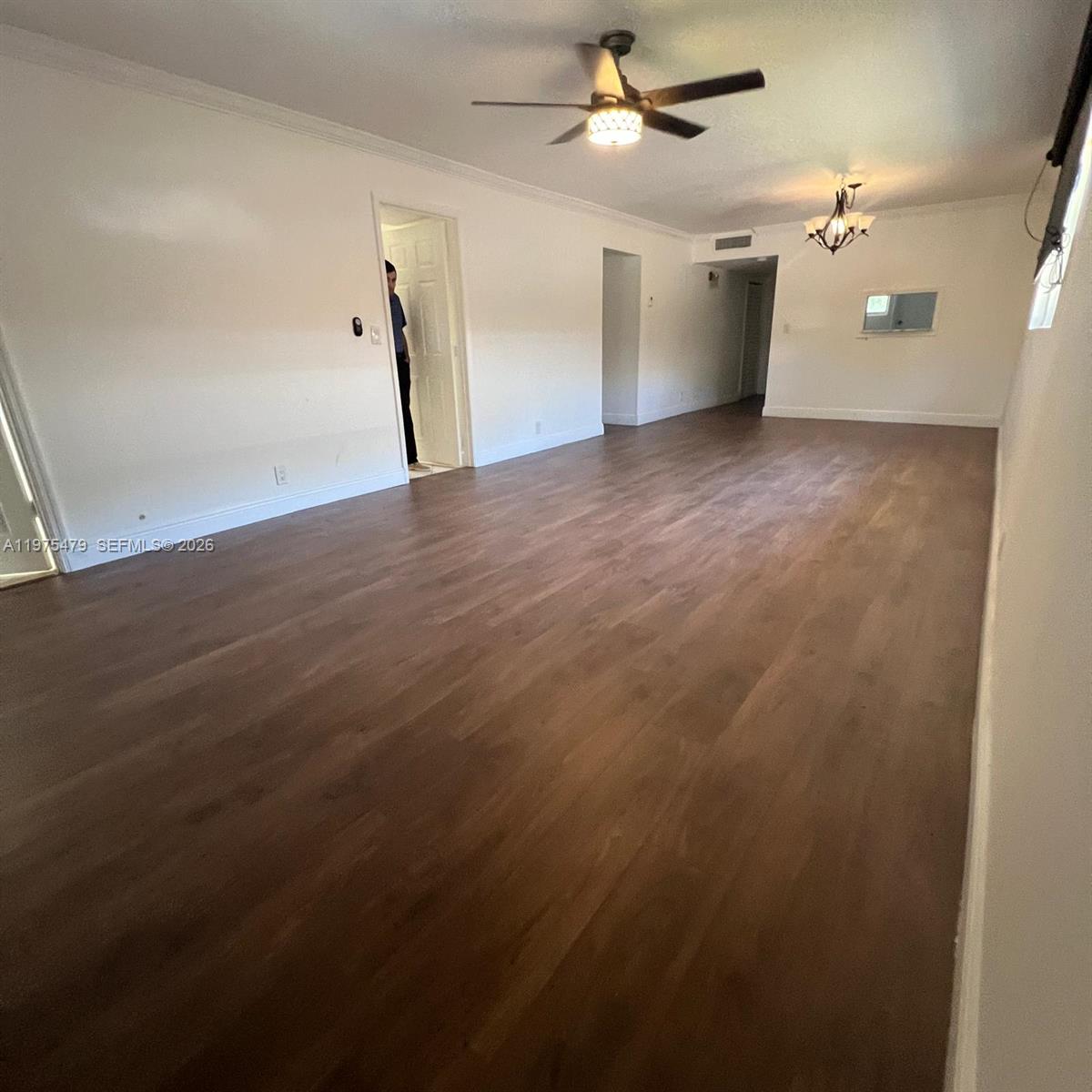 TOWN OF HALLANDALE B-13 - Residential