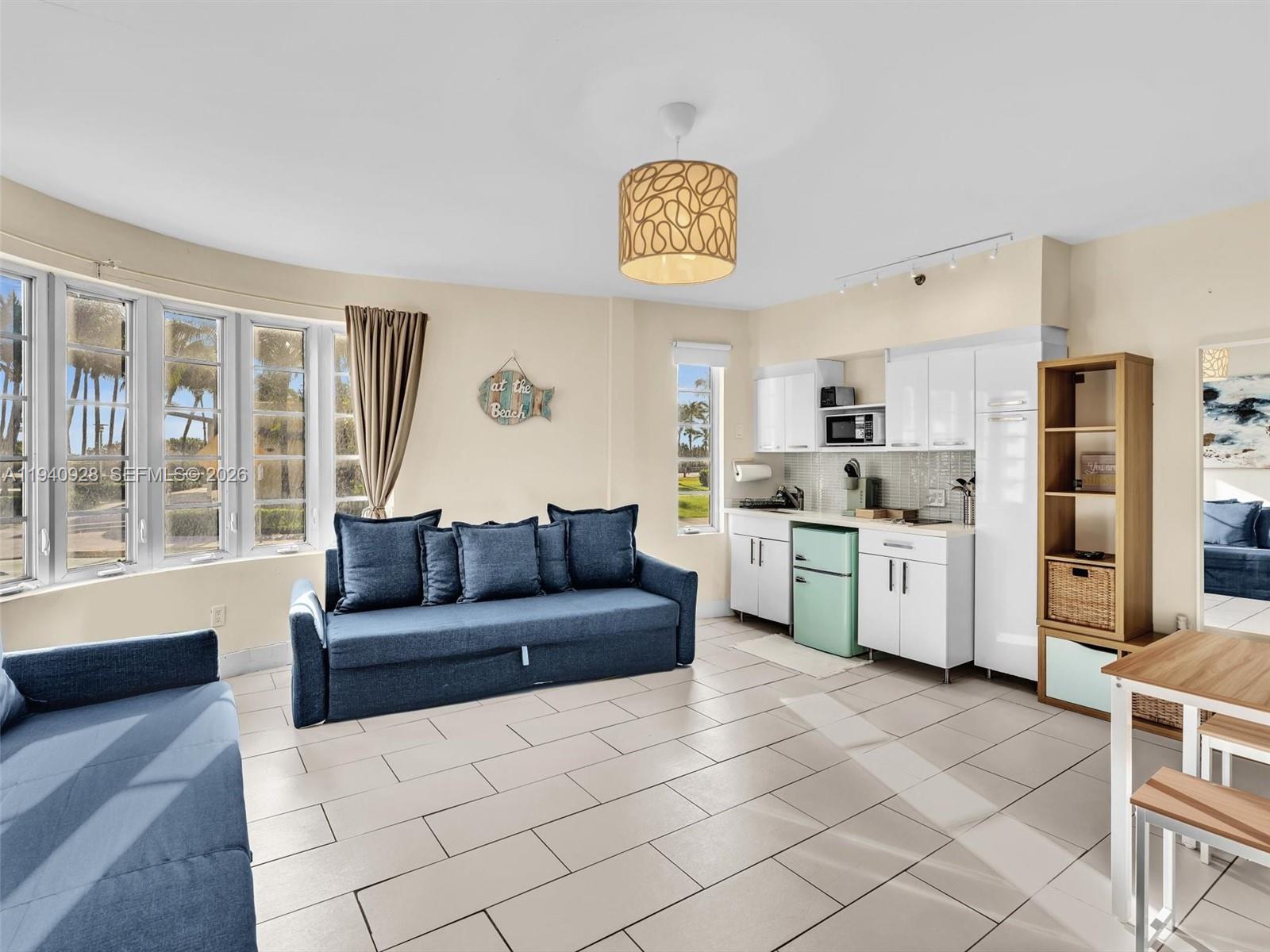 BARBIZON BEACH CLUB CONDO - Residential