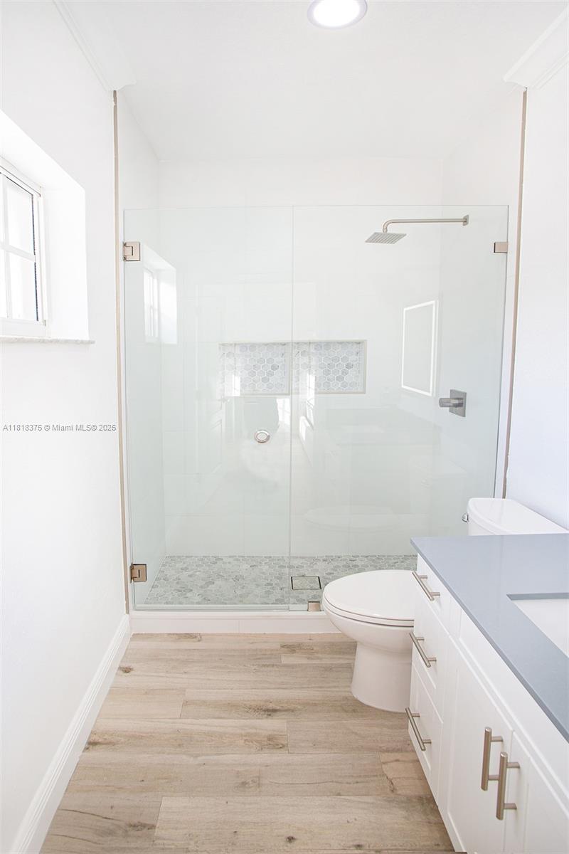 GABRIELLA CONDO CENTER - Residential Lease