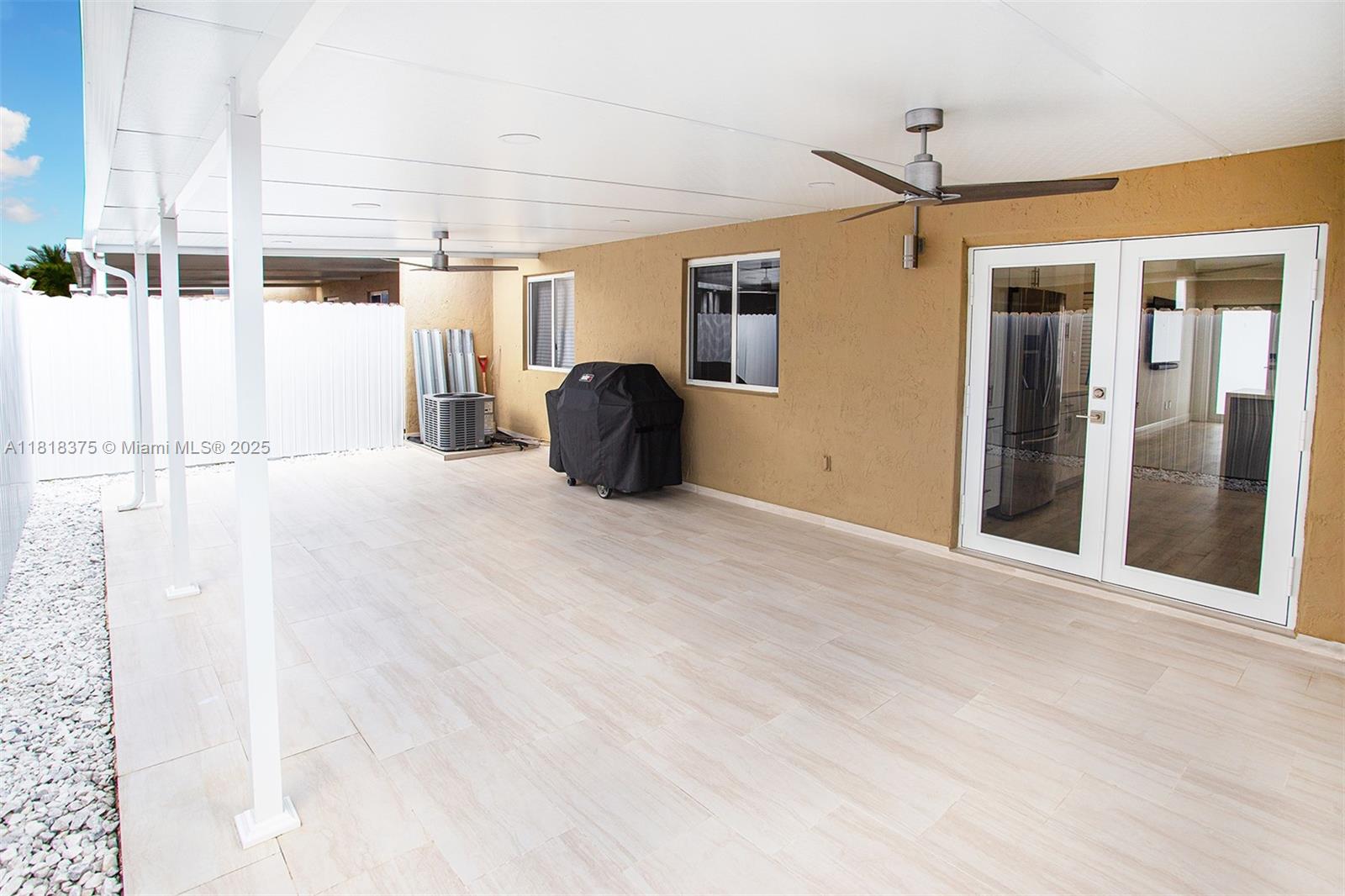 GABRIELLA CONDO CENTER - Residential Lease