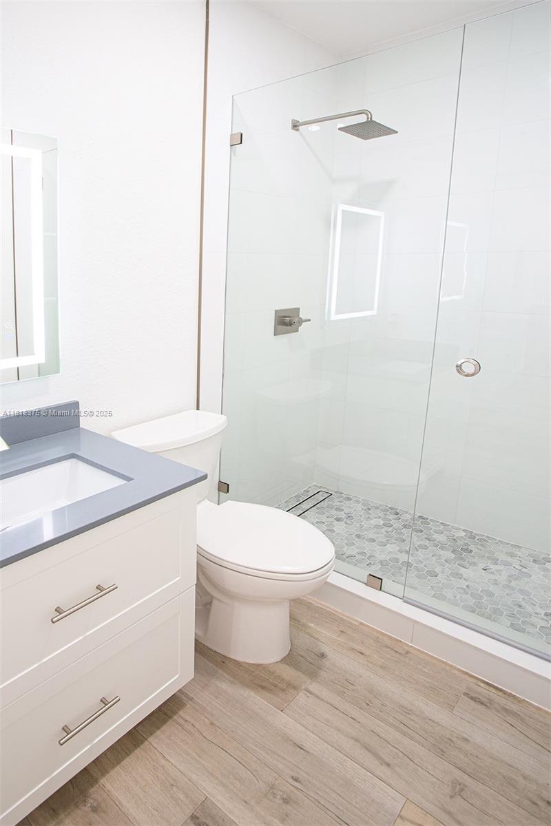 GABRIELLA CONDO CENTER - Residential Lease