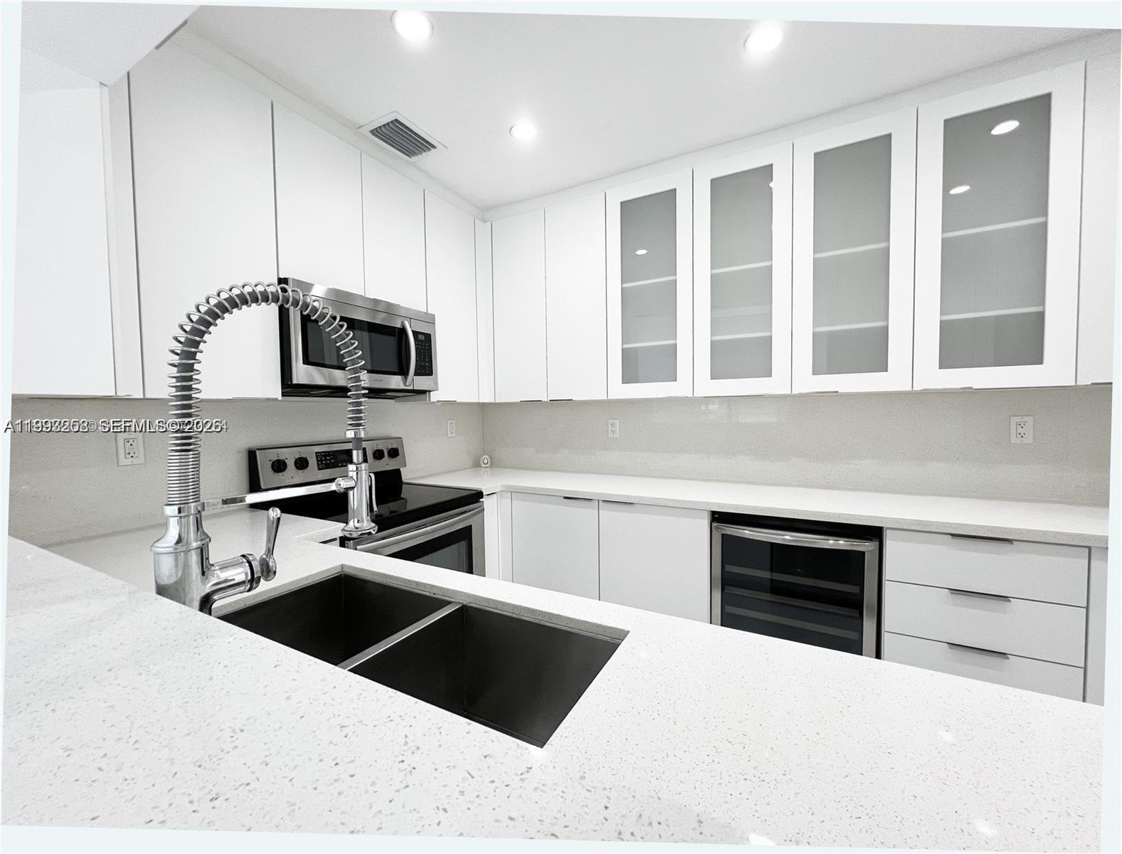 PLANTATION - Residential