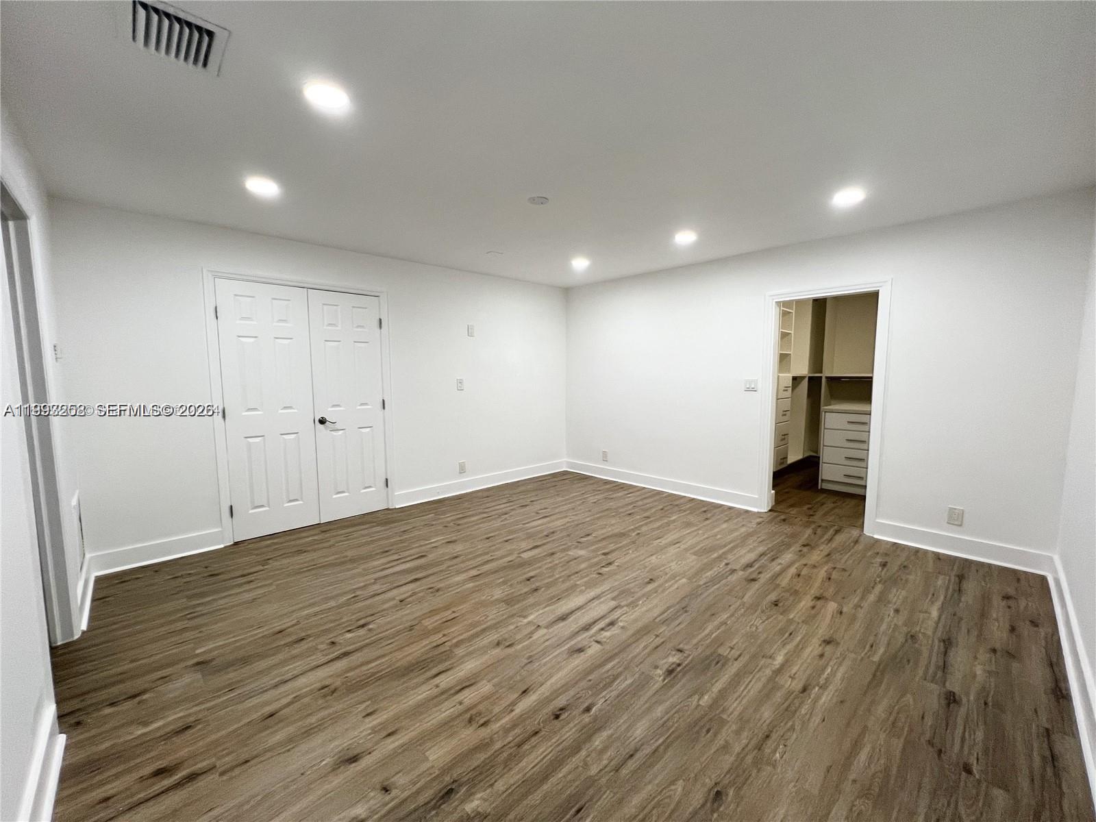 PLANTATION - Residential