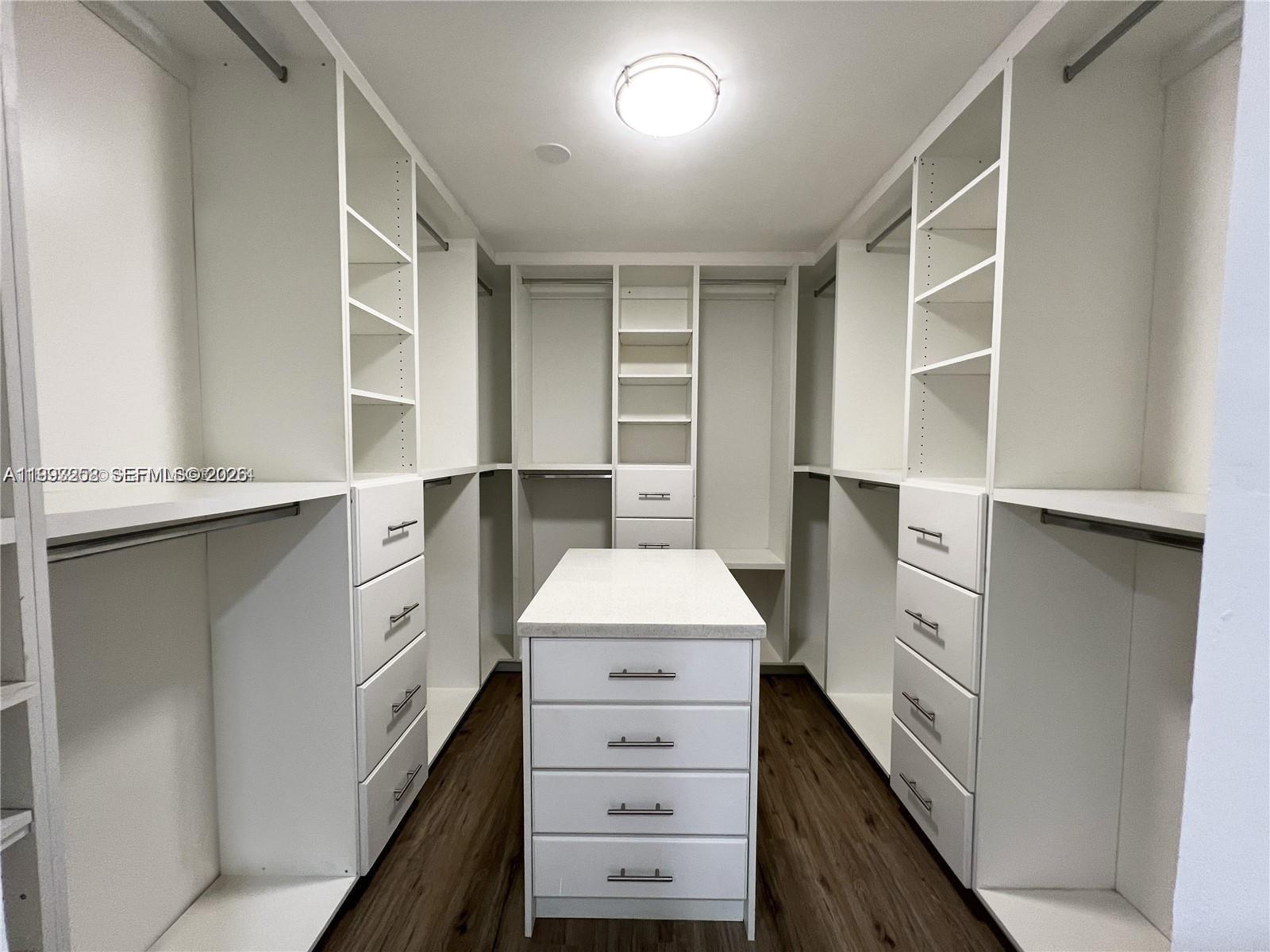 PLANTATION - Residential