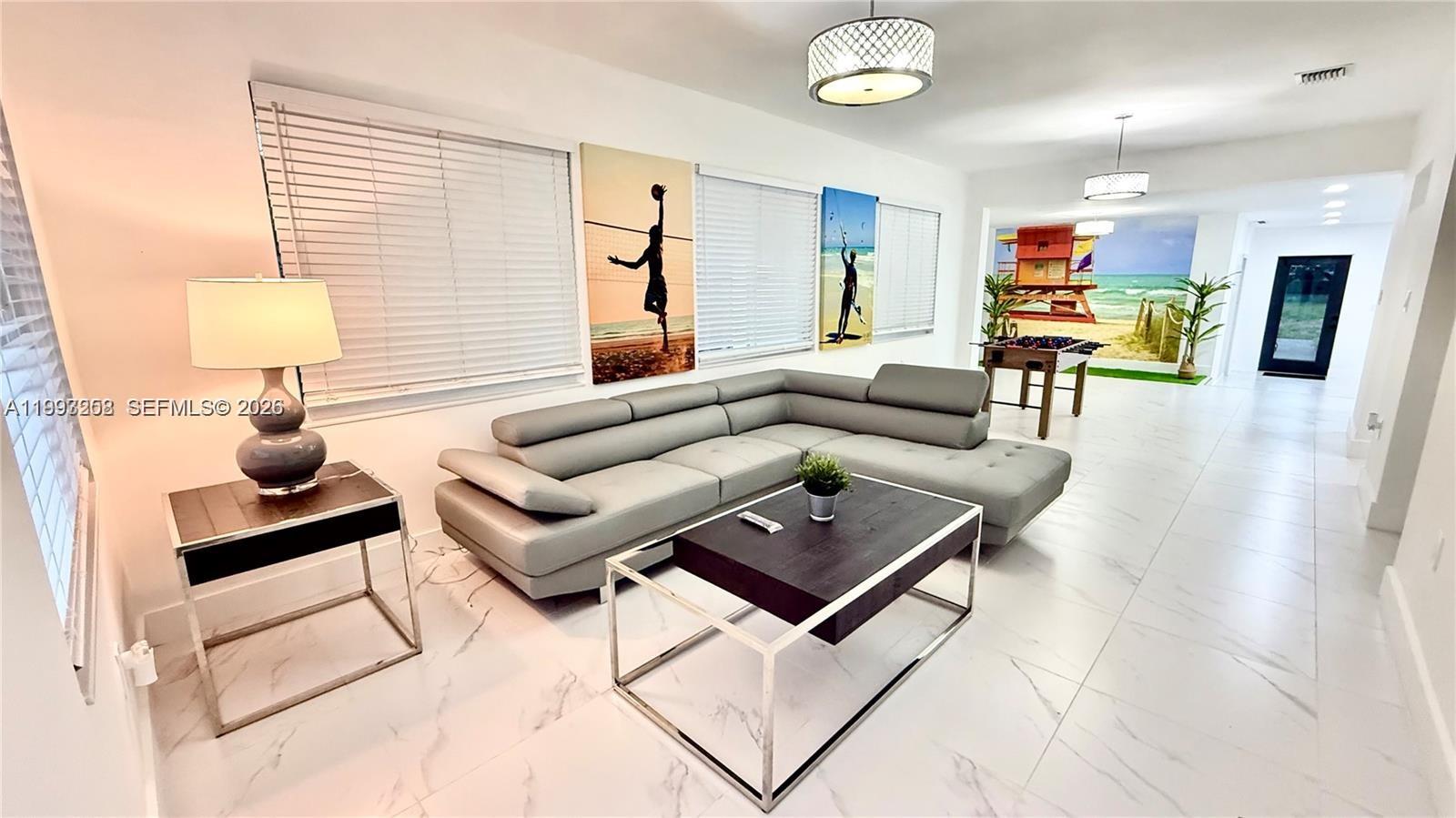 PLANTATION - Residential