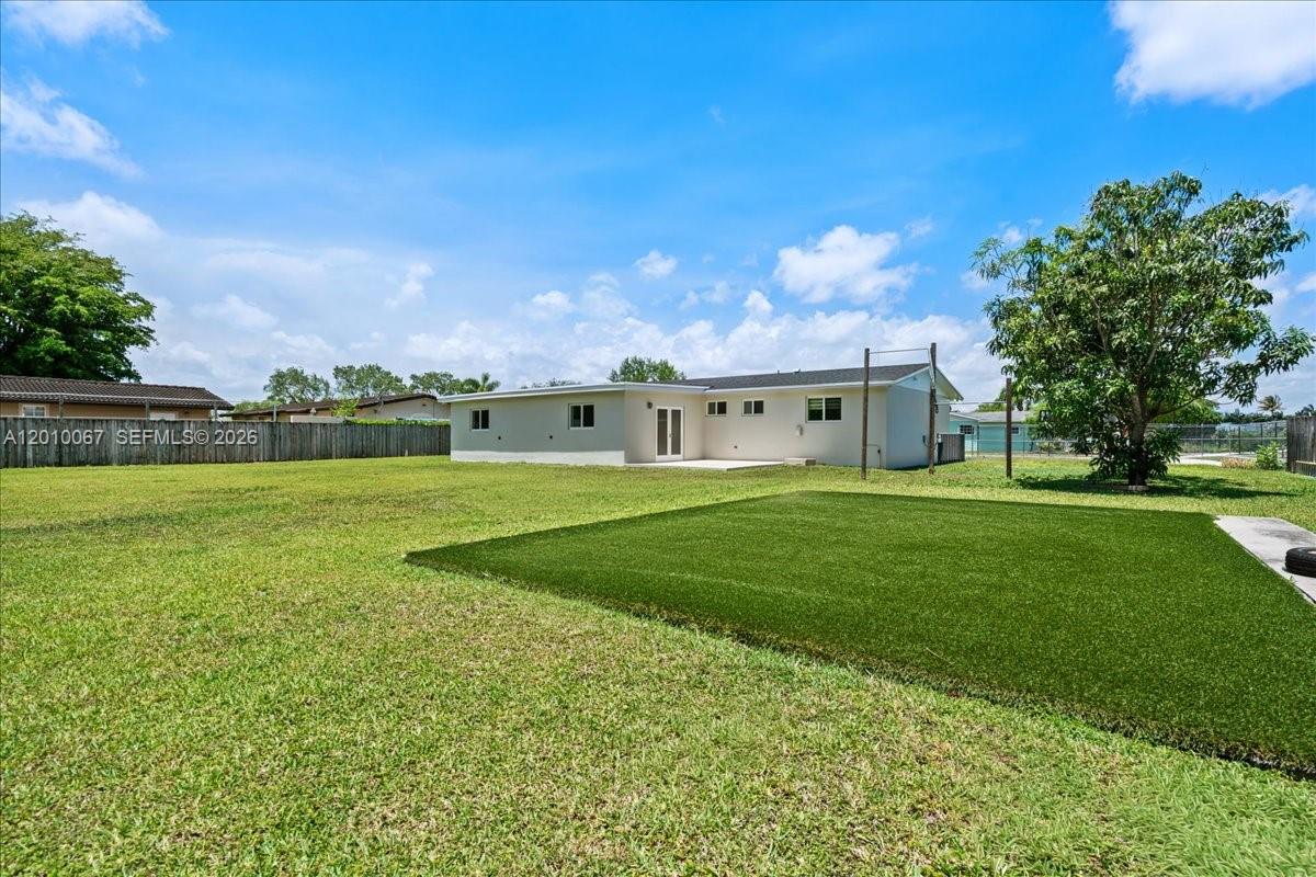 UNIVERSAL ESTATES SOUTH - Residential
