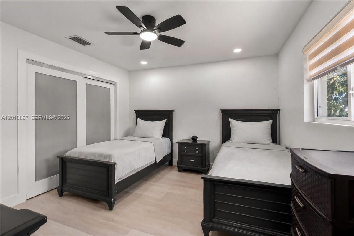 UNIVERSAL ESTATES SOUTH - Residential