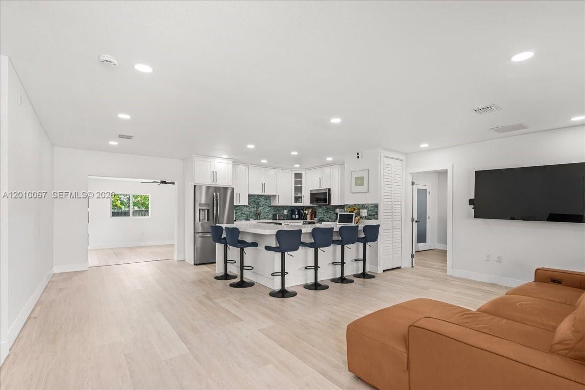 UNIVERSAL ESTATES SOUTH - Residential