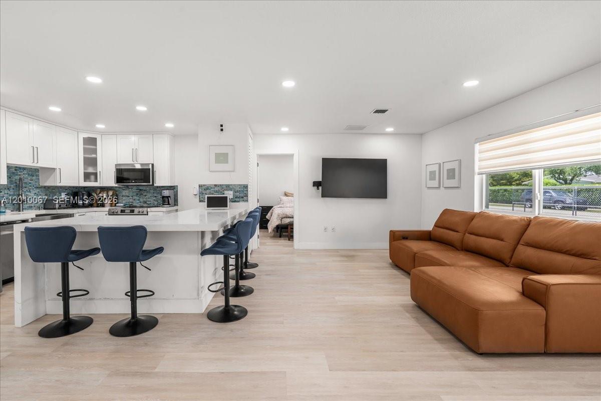 UNIVERSAL ESTATES SOUTH - Residential