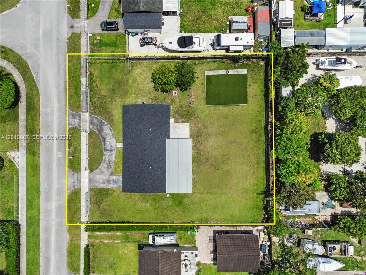 UNIVERSAL ESTATES SOUTH - Residential