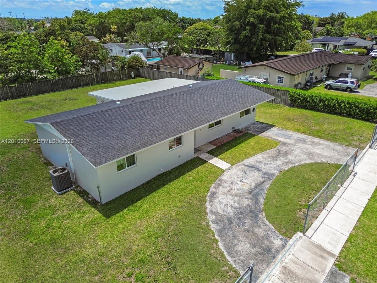 UNIVERSAL ESTATES SOUTH - Residential