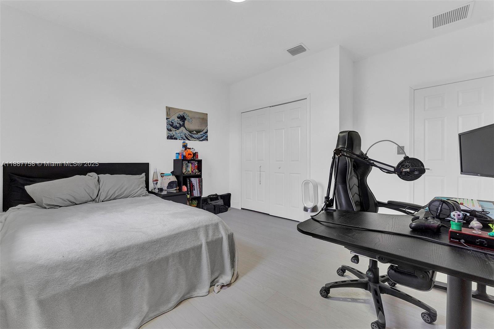 FONTAINEBLEAU WEST NORTH - Residential