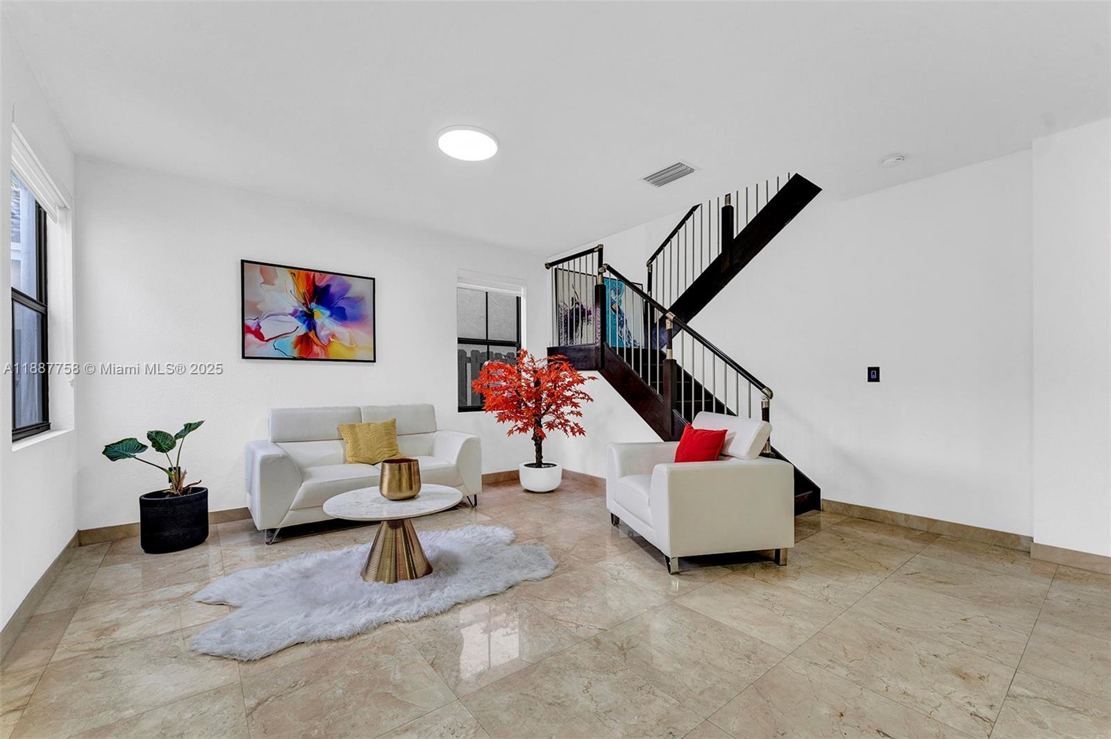 FONTAINEBLEAU WEST NORTH - Residential