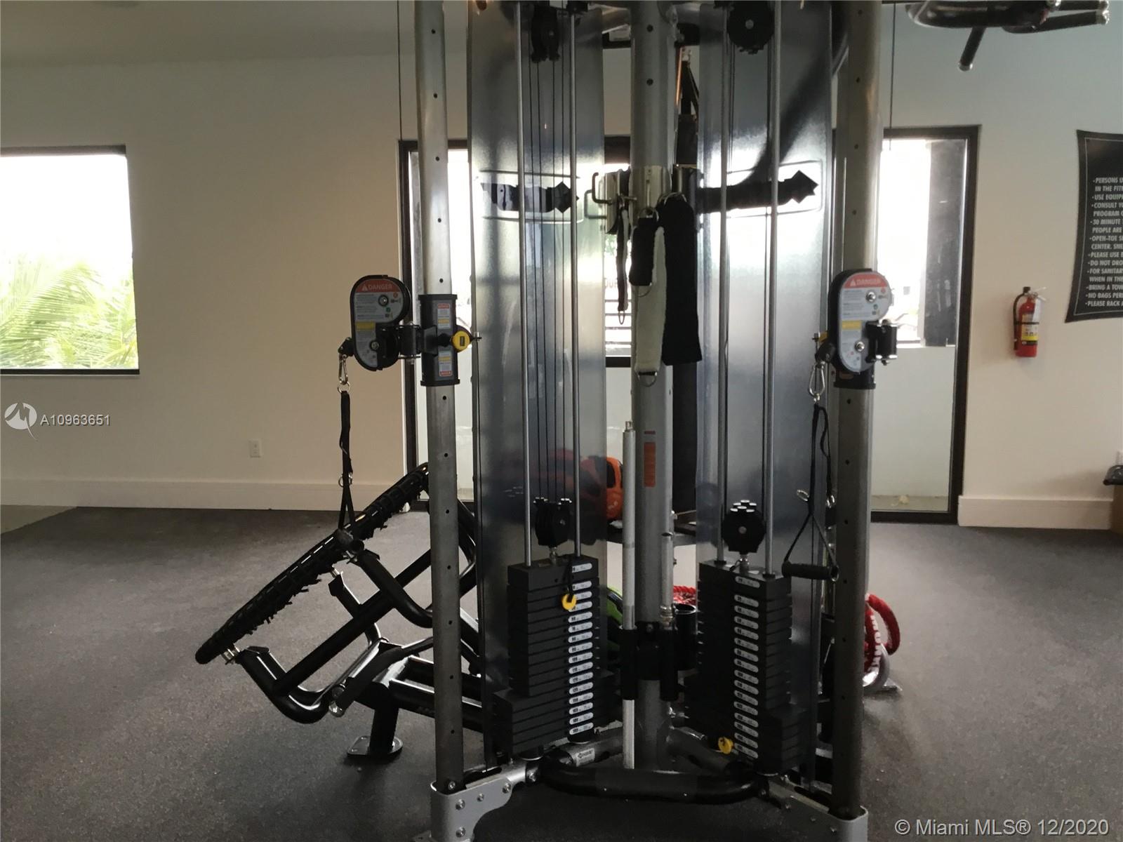 URBANA - Residential Lease