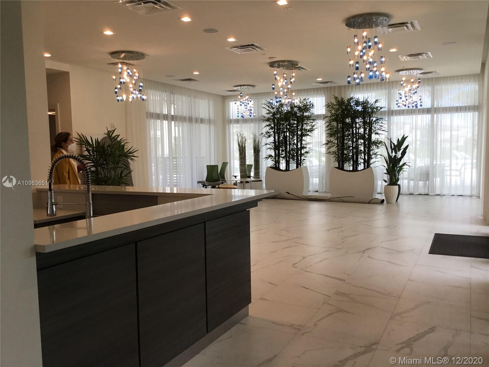 URBANA - Residential Lease