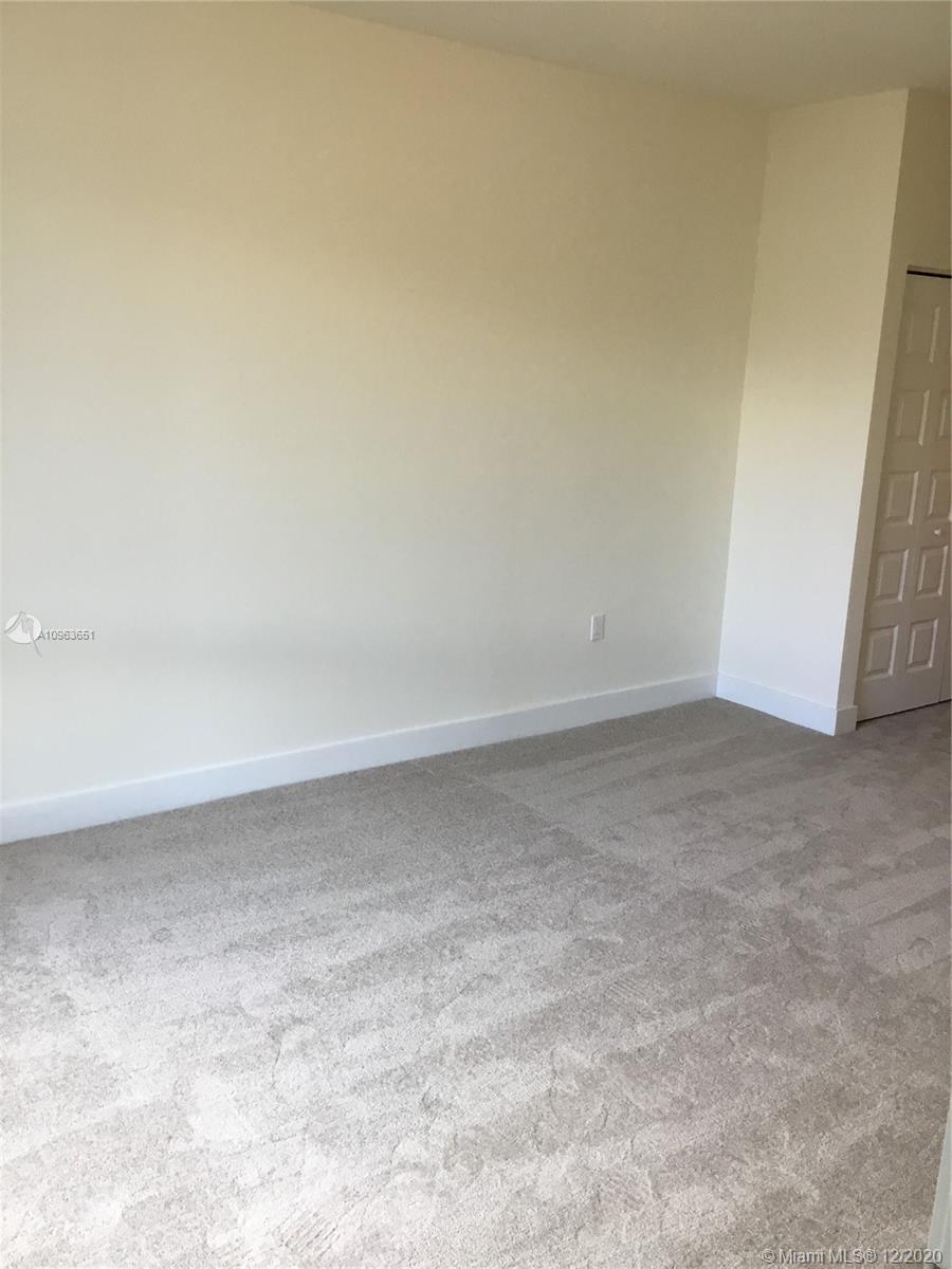 URBANA - Residential Lease
