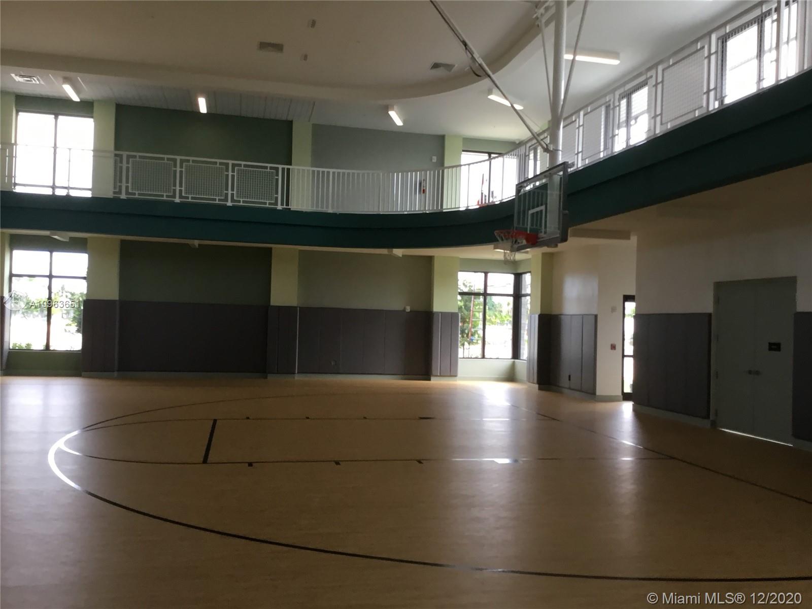 URBANA - Residential Lease