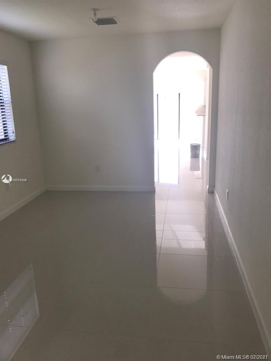 GRAND BAY NORTH - Residential