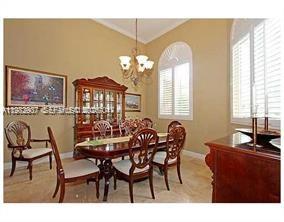 PINEWOOD HOMES - Residential Lease