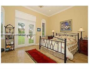 PINEWOOD HOMES - Residential Lease