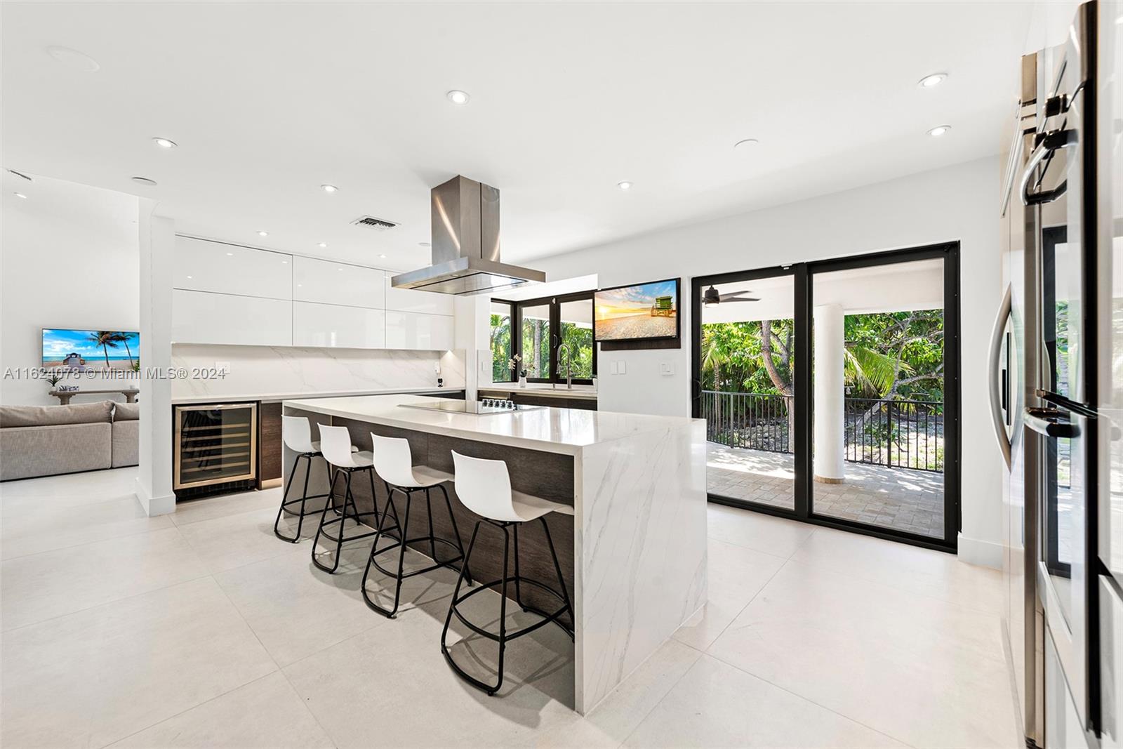 1ST ADDN TO OLD CUTLER WO - Residential