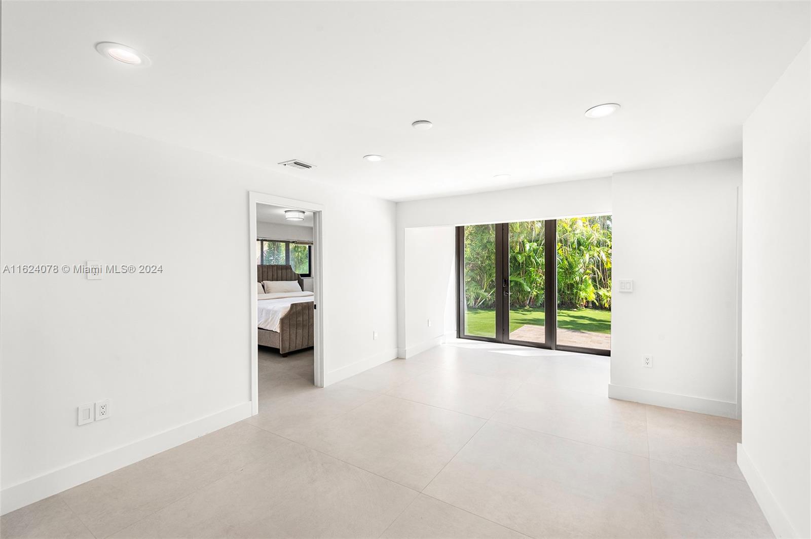 1ST ADDN TO OLD CUTLER WO - Residential