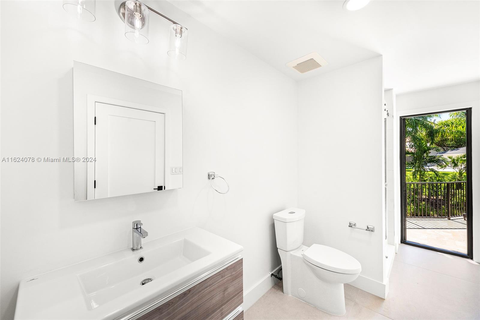 1ST ADDN TO OLD CUTLER WO - Residential